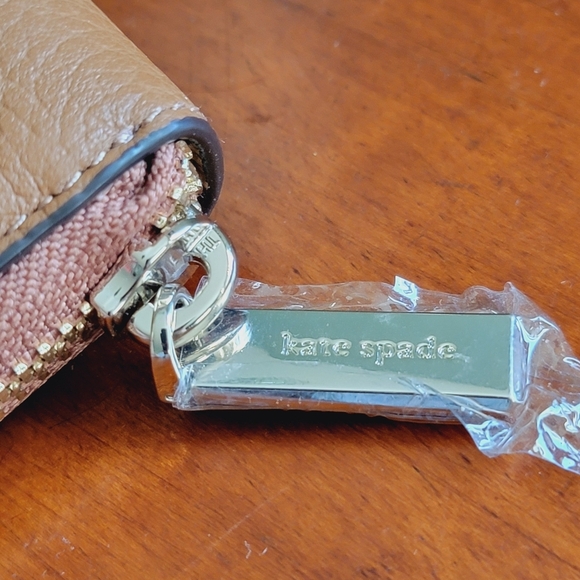 NWOT Kate Spade Leila Large Continental Wallet Tan Pebbled Leather KH786 - Picture 4 of 10